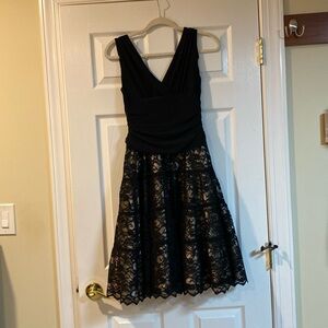 Black and gold party dress gold satin skirt with black lace overlay size 8P
